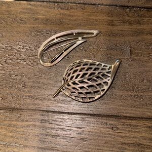 Vintage 50’s 60’s Sarah Coventry Brooches 1968 Modern Leaf & 1950 Stunning Swirl